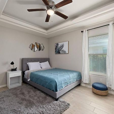 Cozy 3 Bed 2 Bath Apartment, Near Shopping Plazas, Expressway And Free Parking Edinburg Exteriér fotografie