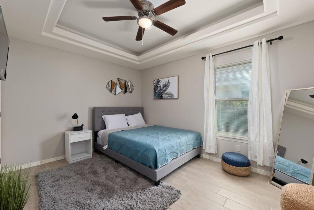 Cozy 3 Bed 2 Bath Apartment, Near Shopping Plazas, Expressway And Free Parking Edinburg Exteriér fotografie