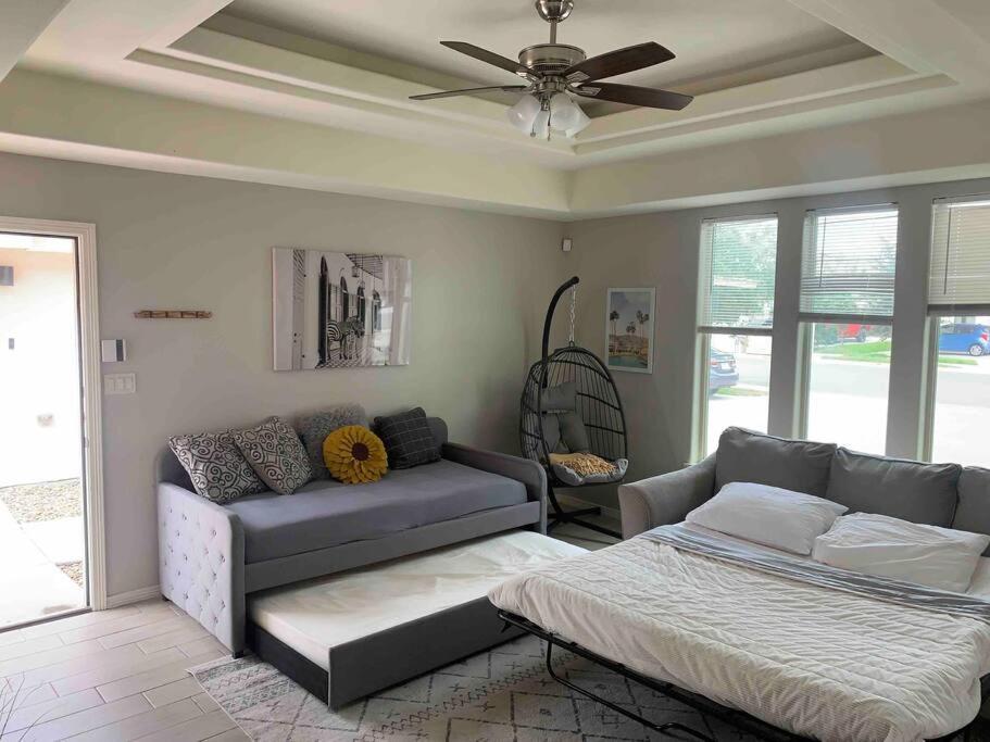 Cozy 3 Bed 2 Bath Apartment, Near Shopping Plazas, Expressway And Free Parking Edinburg Exteriér fotografie